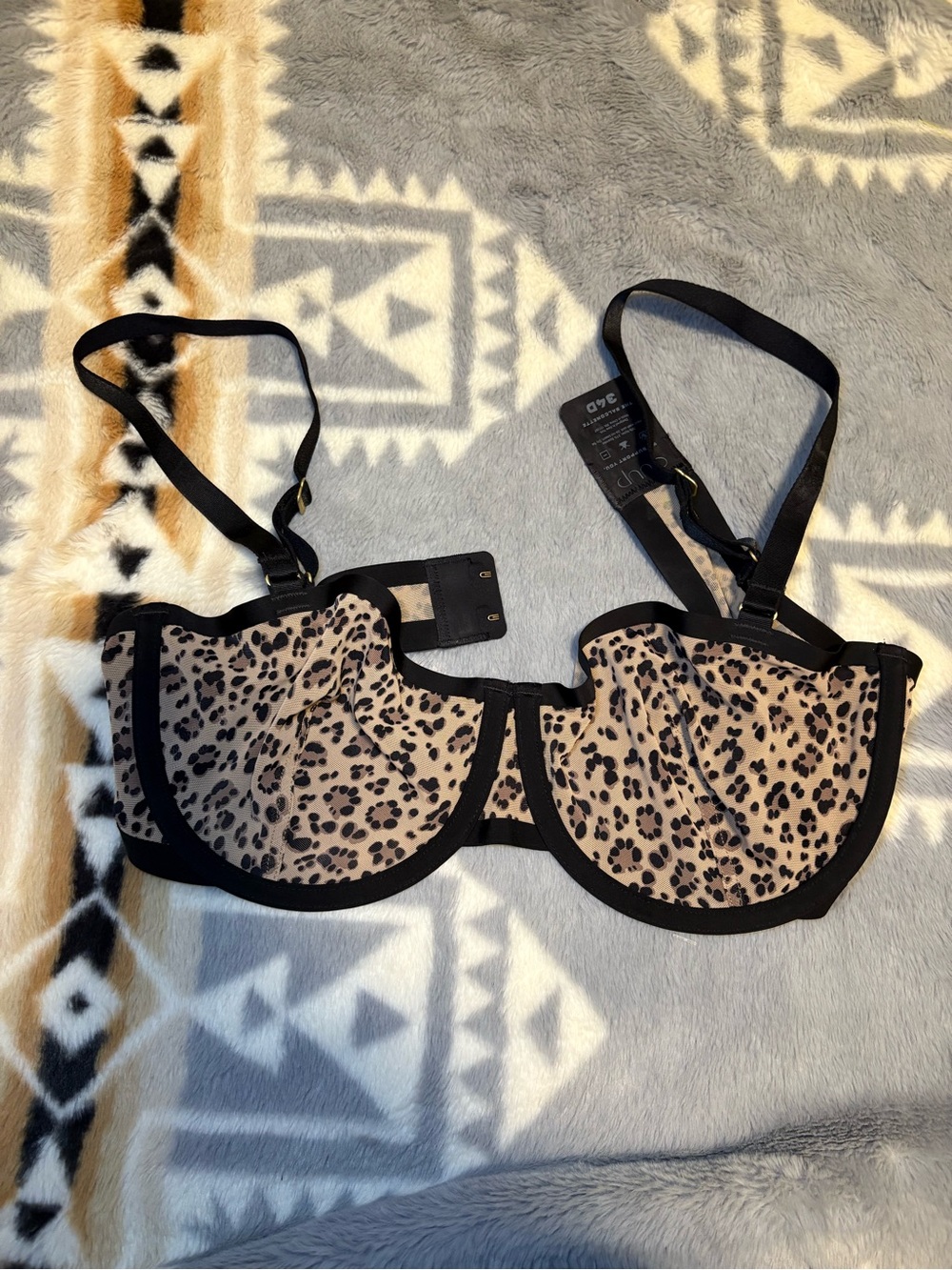 CUUP Black Strap Bra with Mesh Side Panel